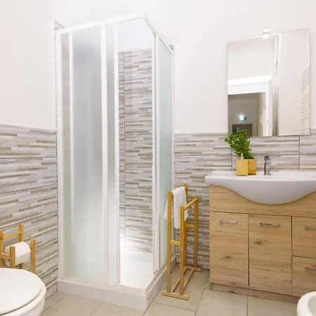 San Giovanni アパート *